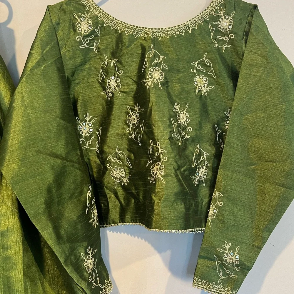 Pakistani Indian suit sold - Picture 11 of 11